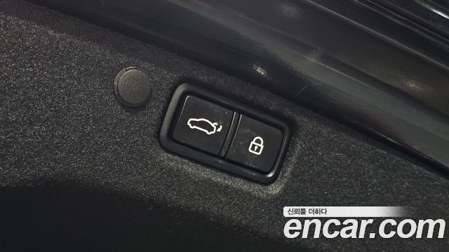 Kia K7 2020 — photo 31