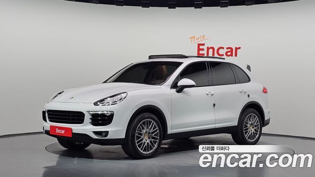 Porsche Cayenne 2016 — photo 1