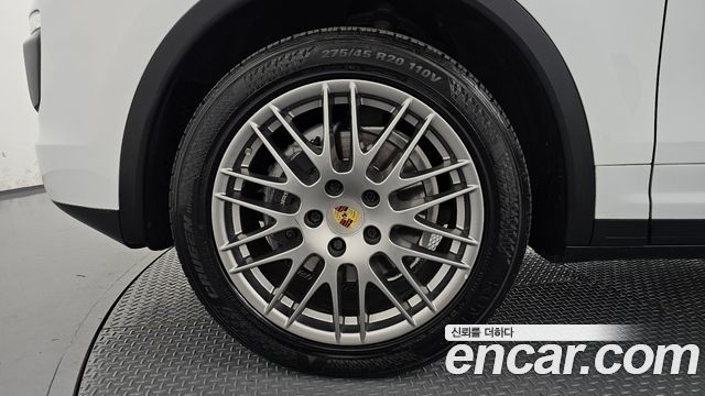 Porsche Cayenne 2016 — photo 5