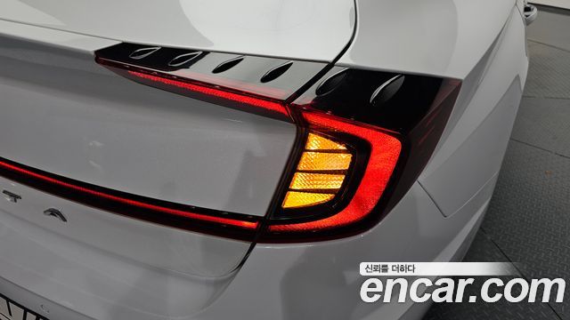 Hyundai Sonata 2021 — photo 9