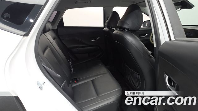 Hyundai Kona 2023 — photo 12