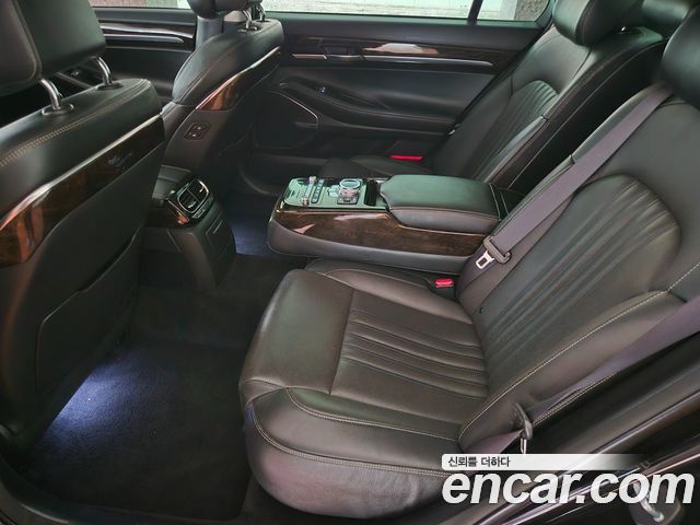 Genesis G90 2019 — photo 16