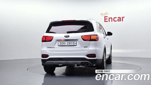 Kia Sorento 2019 — photo 4