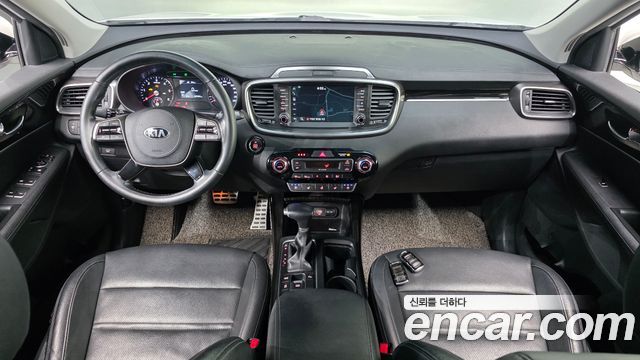 Kia Sorento 2019 — photo 10