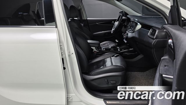 Kia Sorento 2019 — photo 16