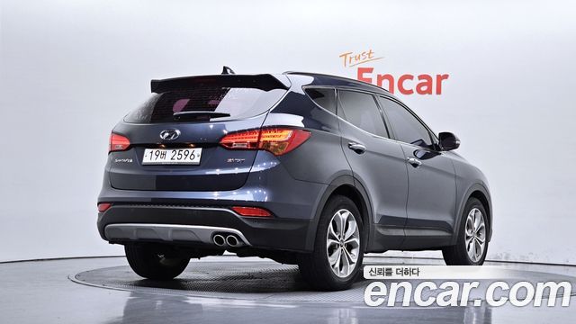 Hyundai Santafe 2015 — photo 2