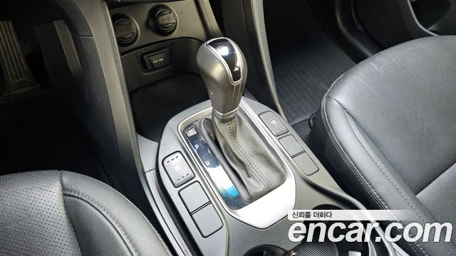 Hyundai Santafe 2015 — photo 9