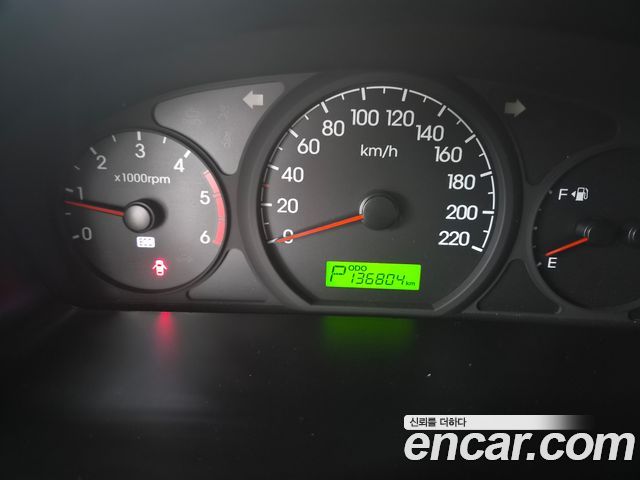 Hyundai Starex 2012 — photo 8