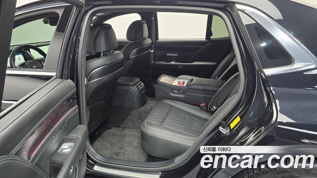 Genesis G90 2023 — photo 11