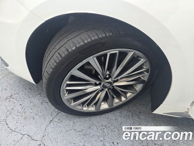 Hyundai Grandeur 2017 — photo 6