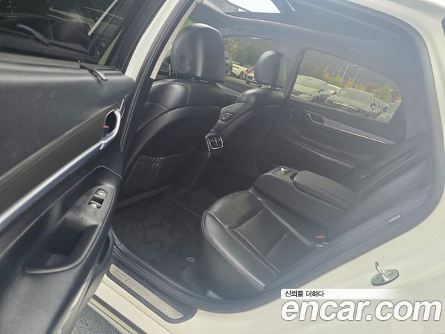 Hyundai Grandeur 2017 — photo 8