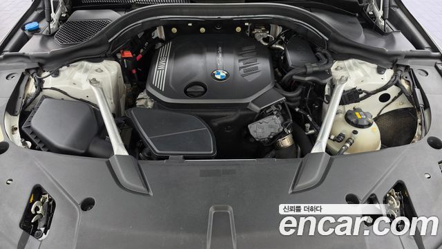 BMW Gran Turismo 2020 — photo 6