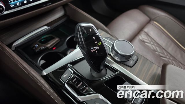 BMW Gran Turismo 2020 — photo 9