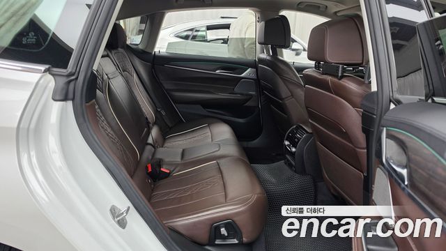 BMW Gran Turismo 2020 — photo 12