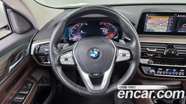 BMW Gran Turismo 2020 — photo 13