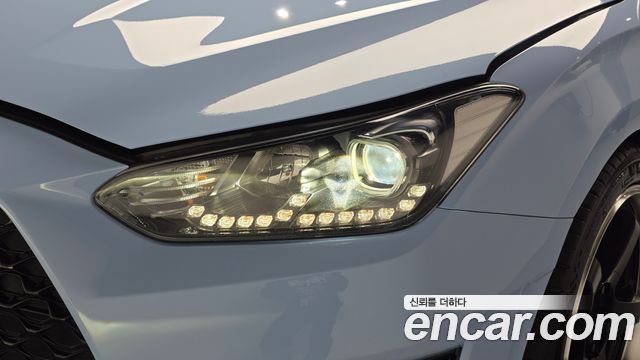 Hyundai Veloster 2020 — photo 8