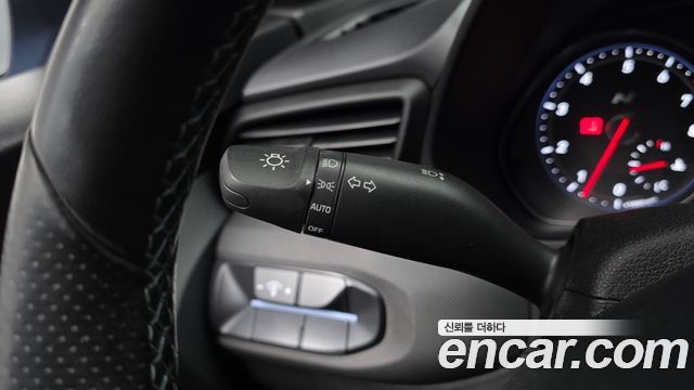 Hyundai Veloster 2020 — photo 29