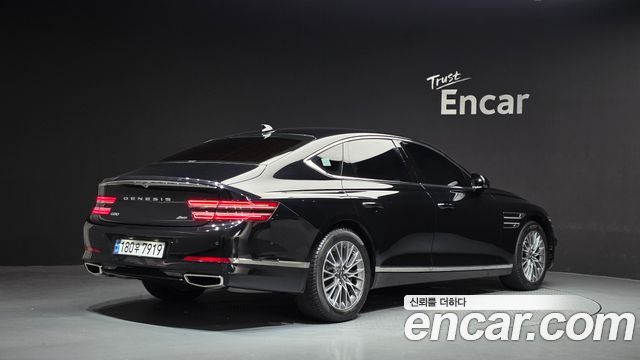 Genesis G80 2022 — photo 2