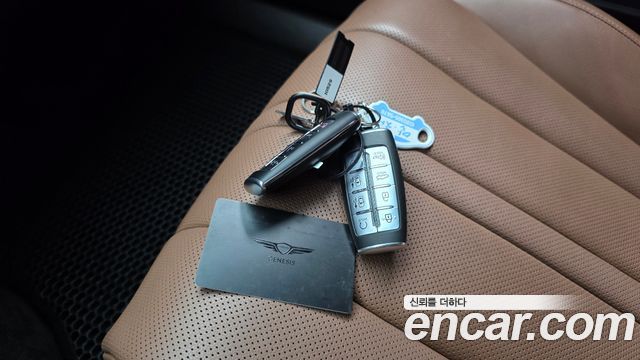 Genesis G80 2022 — photo 21