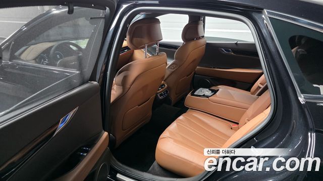 Genesis G80 2022 — photo 25