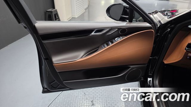 Genesis G80 2022 — photo 14