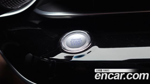 Genesis G80 2022 — photo 29