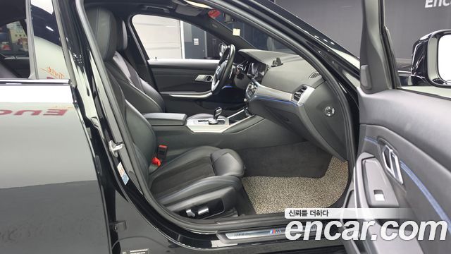 BMW 3-Series 2022 — photo 17