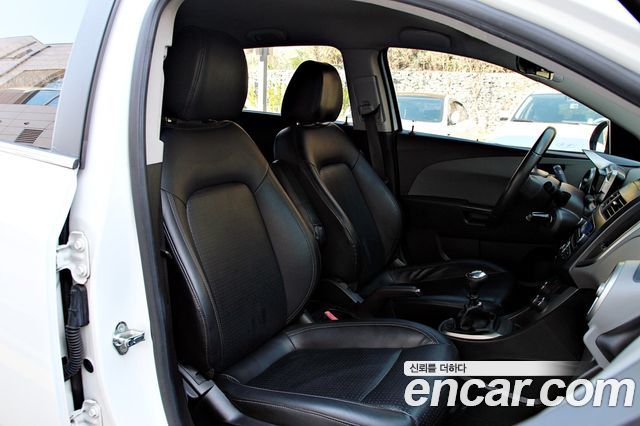 Chevrolet Korea Aveo 2012 — photo 8
