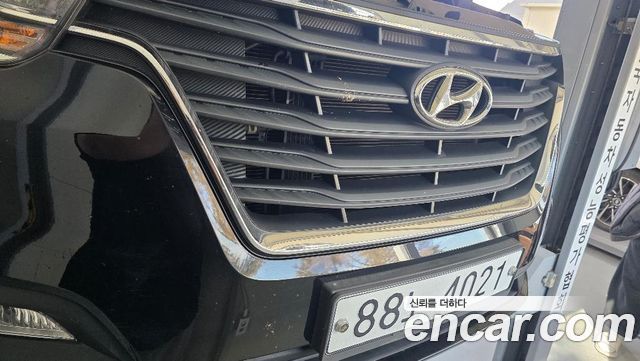 Hyundai Starex 2020 — photo 2