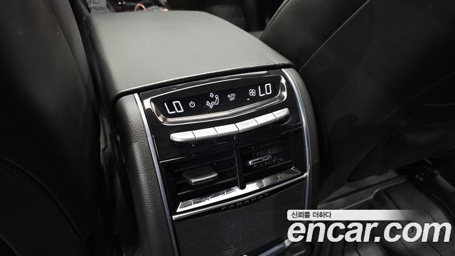 Cadillac CT6 2017 — photo 20