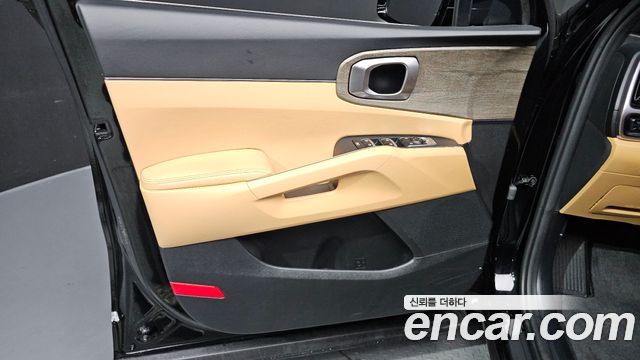 Kia Sorento 2023 — photo 14
