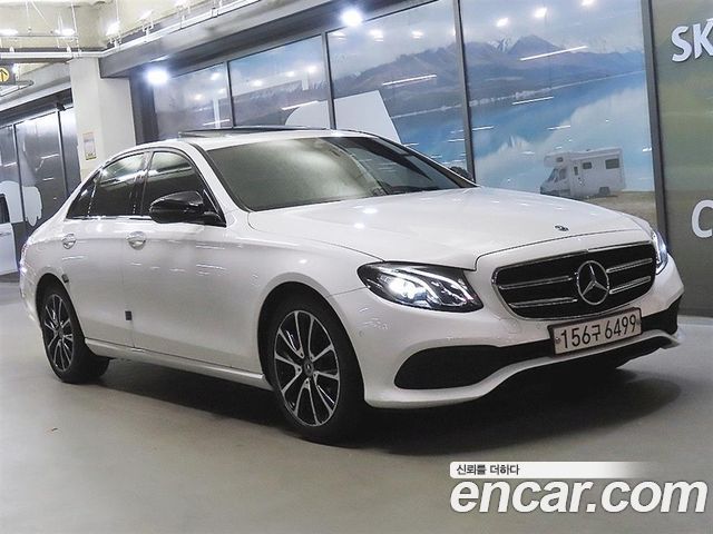 Mercedes-Benz E-Class 2020 — photo 3