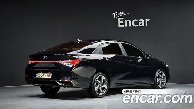 Hyundai AVANTE 2022 — photo 2