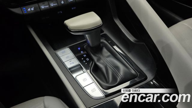 Hyundai AVANTE 2022 — photo 9