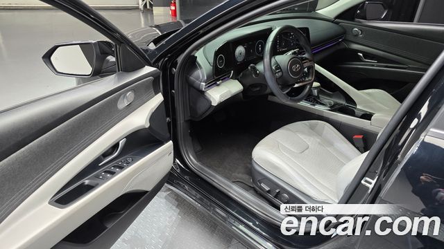 Hyundai AVANTE 2022 — photo 10