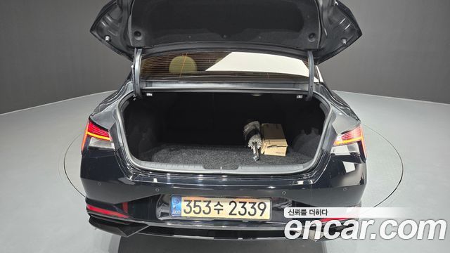 Hyundai AVANTE 2022 — photo 20