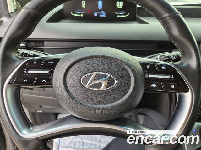 Hyundai Staria 2022 — photo 11