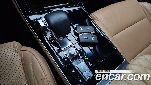 Kia K7 2020 — photo 12