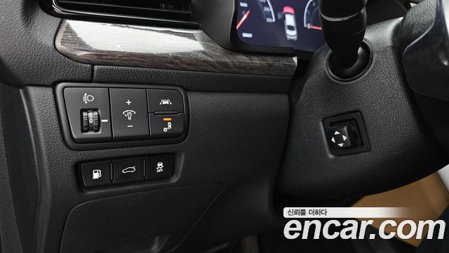 Kia K7 2020 — photo 21