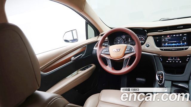 Cadillac XT5 2019 — photo 18