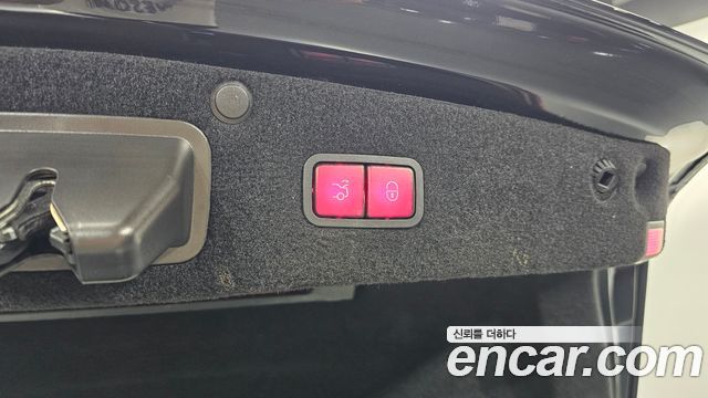 Mercedes-Benz S-Class 2019 — photo 26