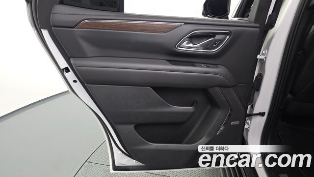 Chevrolet Korea Tahoe 2023 — photo 15