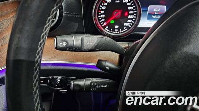 Mercedes-Benz E-Class 2017 — photo 29