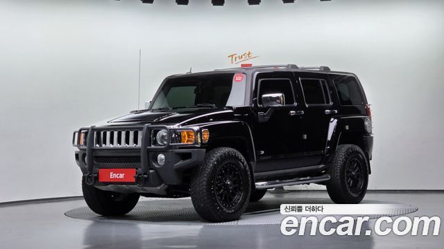 Hummer H3 2010 — photo 1