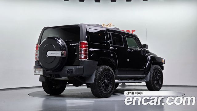 Hummer H3 2010 — photo 2