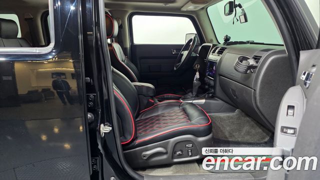 Hummer H3 2010 — photo 11