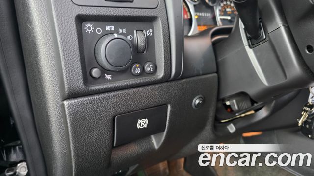 Hummer H3 2010 — photo 17