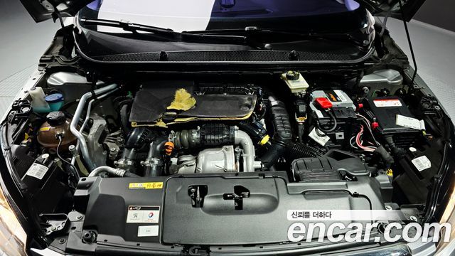 Peugeot 308 2017 — photo 6