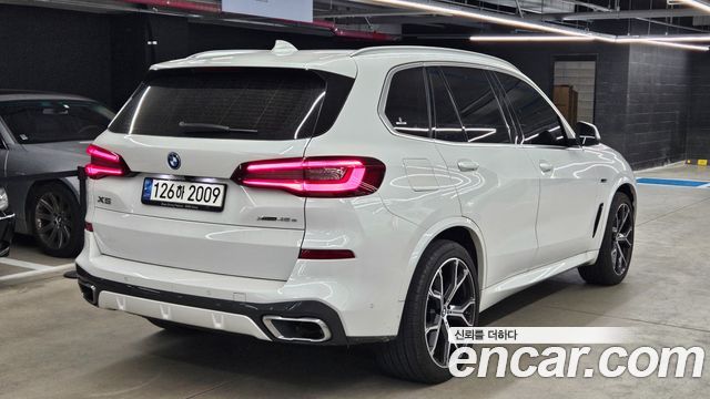 BMW X5 2022 — photo 2