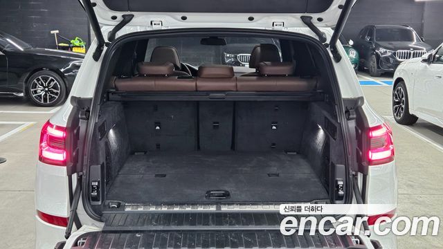 BMW X5 2022 — photo 11